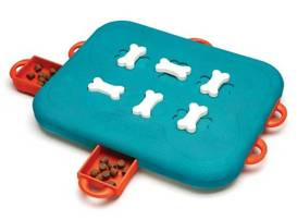 Nina Ottosson Casino poziom 3 - gra edukacyjna dla psa