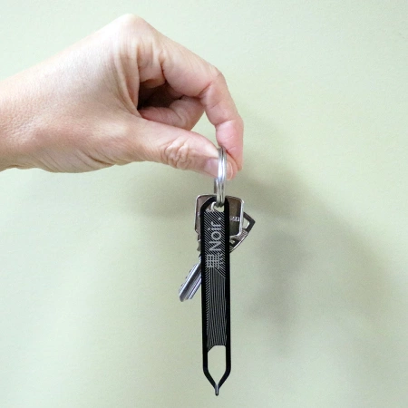 EBI Noir Japandi Haczyk do Usuwania Kleszczy Brązowy